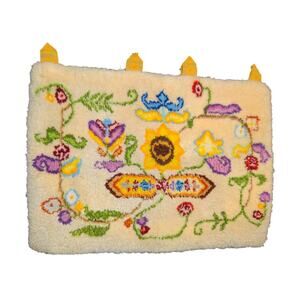 MCM 70s Flower LATCH HOOK TAPESTRY Yarn Rug Wall Hanging Art Vintage